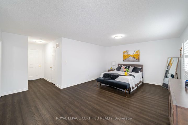 Photo 18 at 335 Bessborough Drive, HA Harrison, Milton