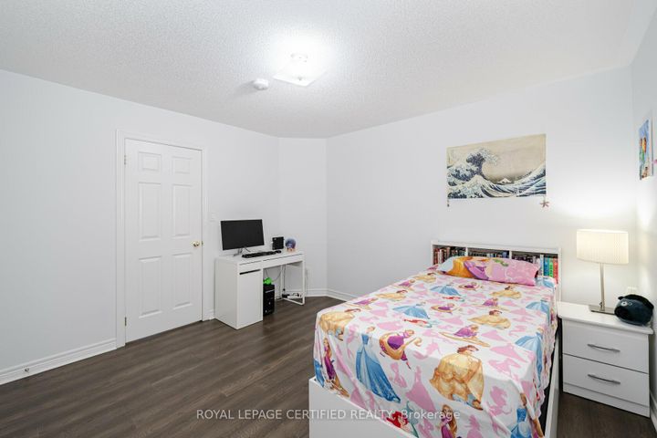 Photo 23 at 335 Bessborough Drive, HA Harrison, Milton