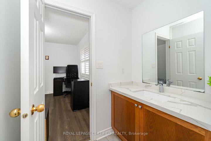 Photo 26 at 335 Bessborough Drive, HA Harrison, Milton