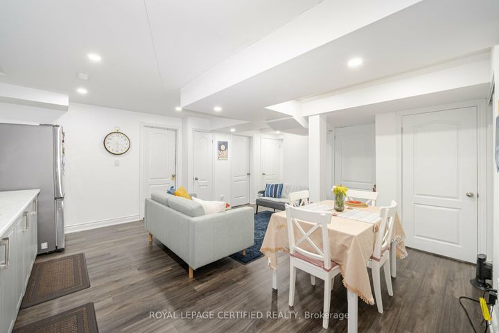 Photo 30 at 335 Bessborough Drive, HA Harrison, Milton