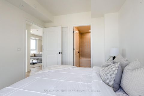 Photo 12 at 405 - 335 Wheat Boom Drive, JM Joshua Meadows, Oakville