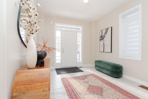 Photo 2 at 12 Globemaster Lane, Oak Ridges, Richmond Hill