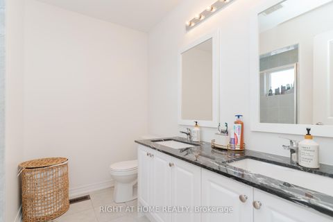 Photo 20 at 12 Globemaster Lane, Oak Ridges, Richmond Hill