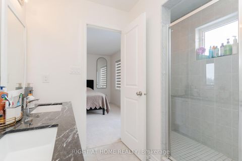 Photo 21 at 12 Globemaster Lane, Oak Ridges, Richmond Hill