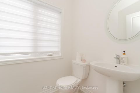 Photo 35 at 12 Globemaster Lane, Oak Ridges, Richmond Hill