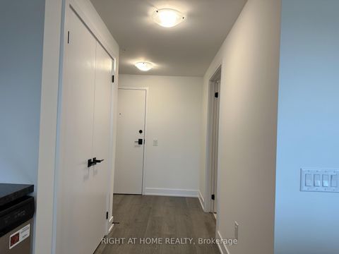 Photo 5 at 314 - 1 Chef Lane, Rural Barrie Southeast, Barrie