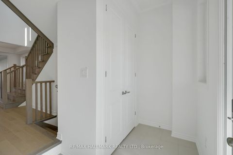 Photo 7 at 626 Newlove Street, Rural Innisfil, Innisfil