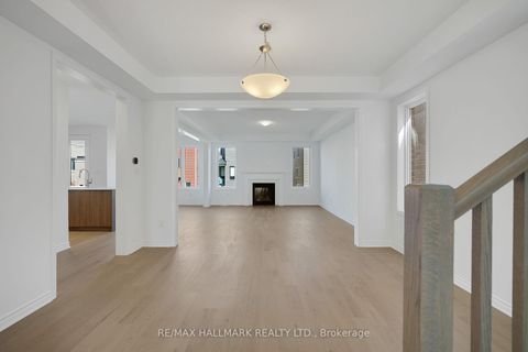 Photo 8 at 626 Newlove Street, Rural Innisfil, Innisfil Photo 8 at 626 Newlove Street, Rural Innisfil, Innisfil