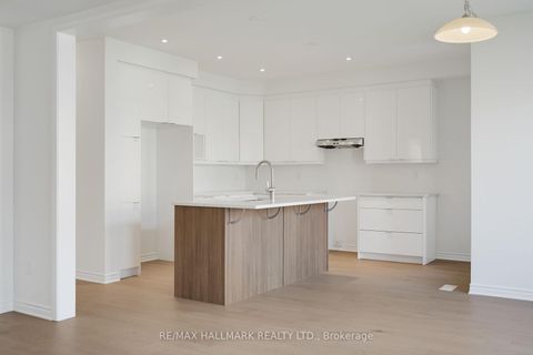 Photo 12 at 626 Newlove Street, Rural Innisfil, Innisfil