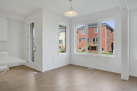 Photo 16 at 626 Newlove Street, Rural Innisfil, Innisfil