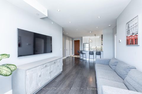 Photo 15 at 610 - 4700 Highway 7 Rd, East Woodbridge, Vaughan