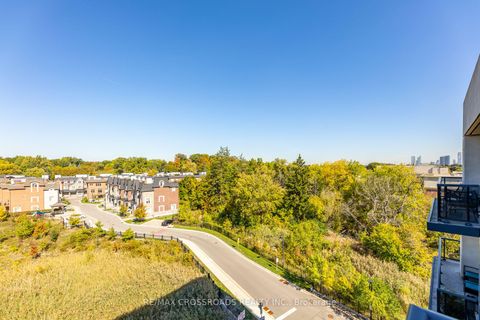 Photo 26 at 610 - 4700 Highway 7 Rd, East Woodbridge, Vaughan