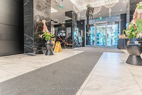 Photo 5 at 559 - 31 Tippett Road, Clanton Park, Toronto