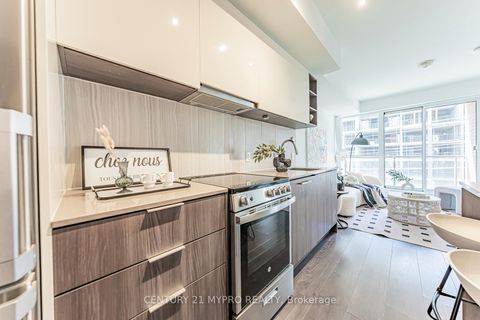 Photo 24 at 559 - 31 Tippett Road, Clanton Park, Toronto