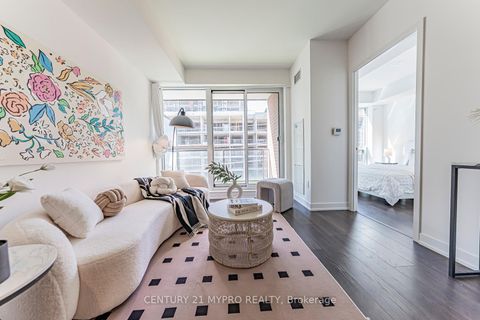 Photo 25 at 559 - 31 Tippett Road, Clanton Park, Toronto