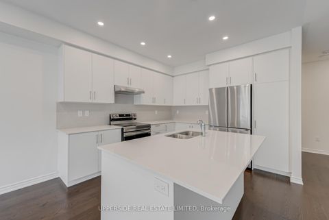 Photo 12 at 73 Gemini Drive, Rural Barrie Southeast, Barrie