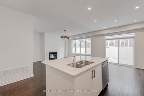 Photo 14 at 73 Gemini Drive, Rural Barrie Southeast, Barrie