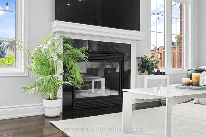 Photo 11 at 3450 Trilogy Trail S, Churchill Meadows, Mississauga
