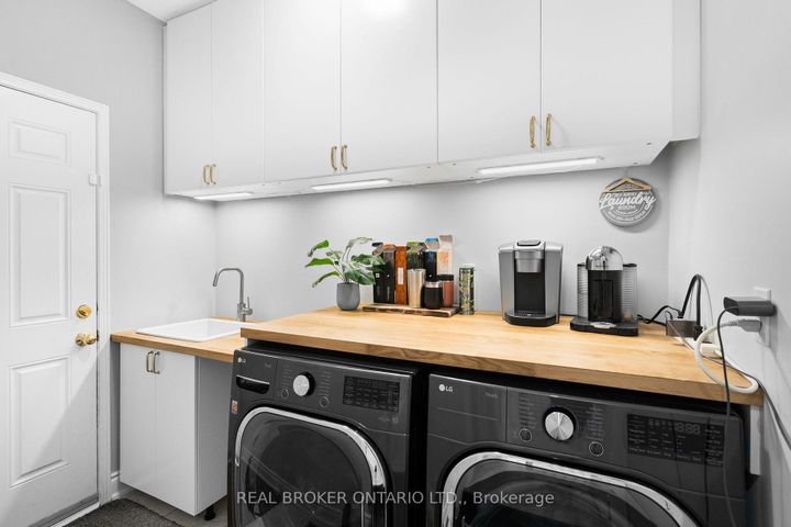 Photo 22 at 3450 Trilogy Trail S, Churchill Meadows, Mississauga