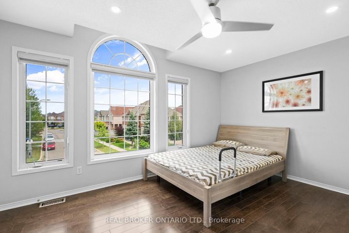 Photo 24 at 3450 Trilogy Trail S, Churchill Meadows, Mississauga