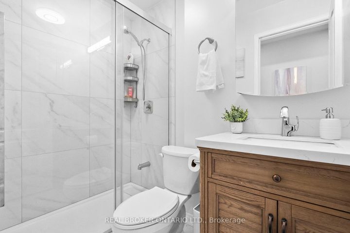 Photo 30 at 3450 Trilogy Trail S, Churchill Meadows, Mississauga