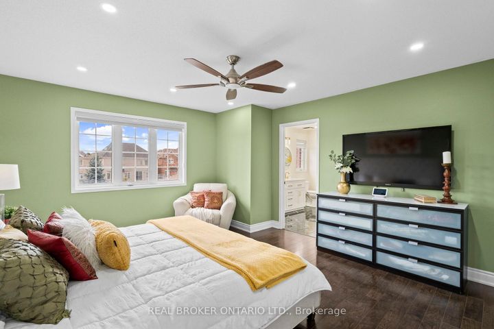Photo 34 at 3450 Trilogy Trail S, Churchill Meadows, Mississauga