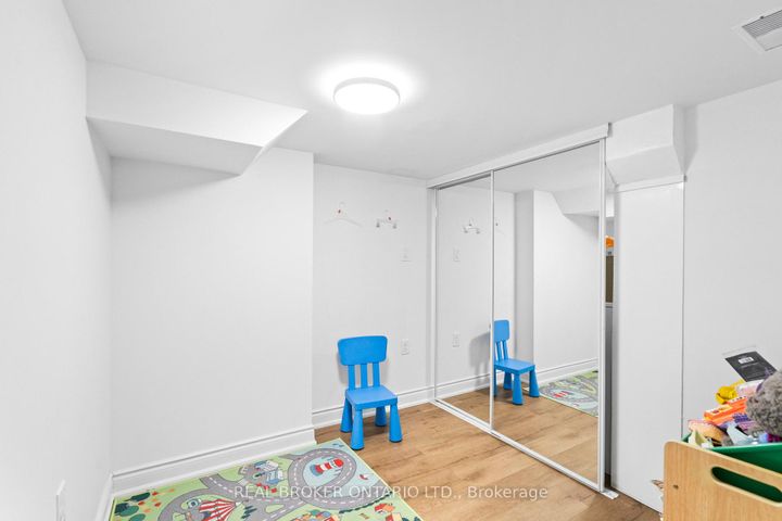 Photo 40 at 3450 Trilogy Trail S, Churchill Meadows, Mississauga
