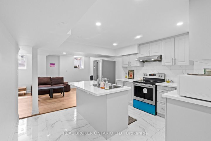 Photo 43 at 3450 Trilogy Trail S, Churchill Meadows, Mississauga