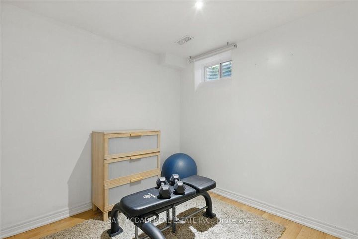 Photo 34 at 6074 Leeside Crescent, Central Erin Mills, Mississauga