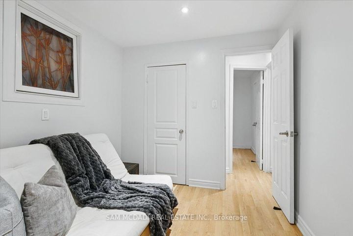 Photo 35 at 6074 Leeside Crescent, Central Erin Mills, Mississauga