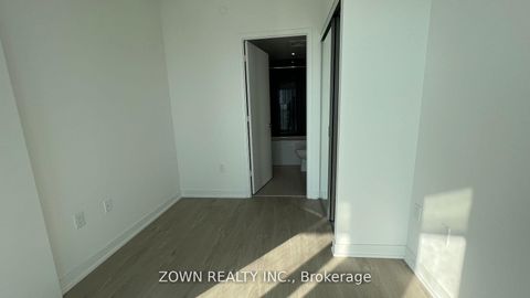 Photo 11 at 1506 - 3900 Confederation Parkway, City Centre, Mississauga