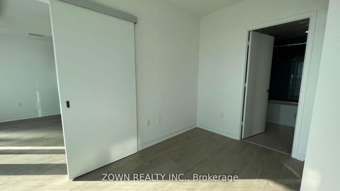 Photo 12 at 1506 - 3900 Confederation Parkway, City Centre, Mississauga