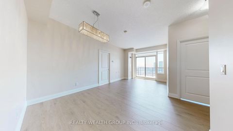 Photo 10 at LPH2-05 - 75 North Park Road, Beverley Glen, Vaughan