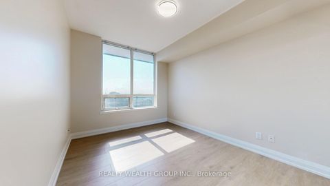 Photo 16 at LPH2-05 - 75 North Park Road, Beverley Glen, Vaughan