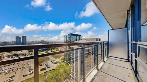 Photo 20 at LPH2-05 - 75 North Park Road, Beverley Glen, Vaughan