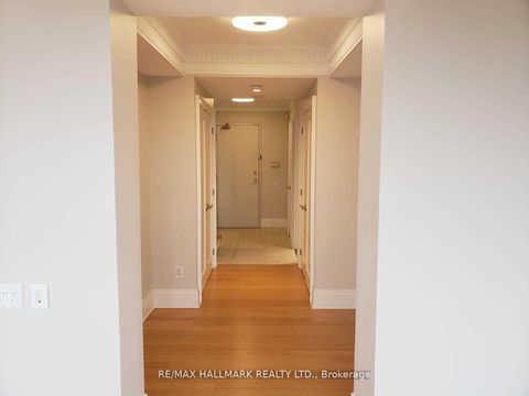 Photo 6 at Ph801 - 1801 Bayview Avenue, Leaside, Toronto