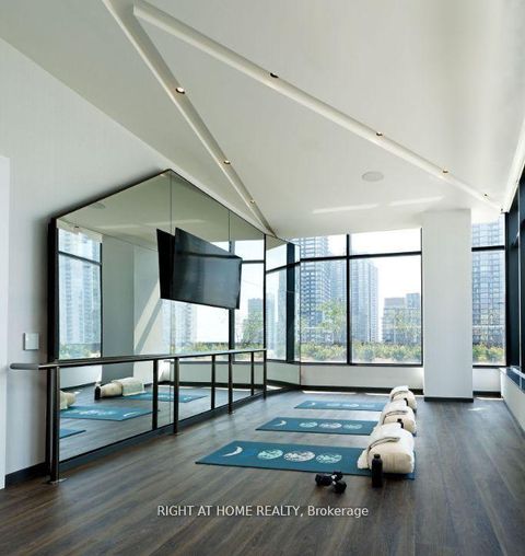 Photo 8 at 1610 - 470 Front Street W, Waterfront Communities C1, Toronto