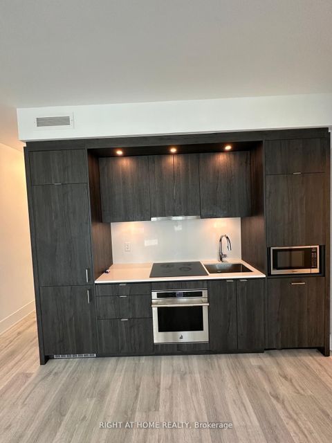 Photo 15 at 1610 - 470 Front Street W, Waterfront Communities C1, Toronto
