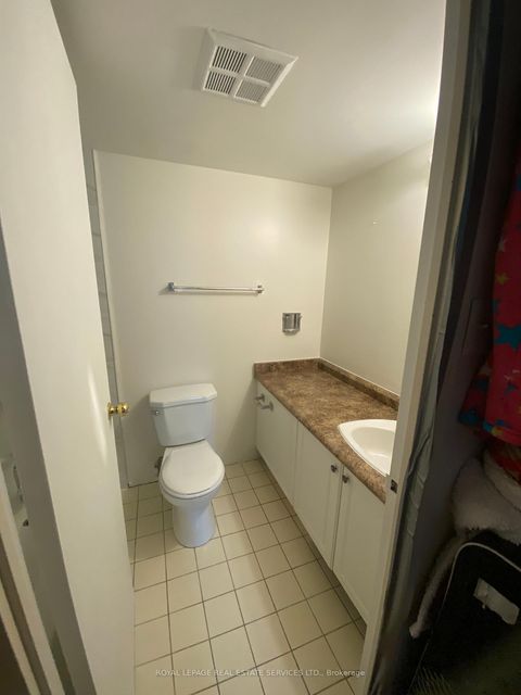 Photo 11 at 310 - 117 Gerrard Street E, Yonge Corridor, Toronto Photo 11 at 310 - 117 Gerrard Street E, Yonge Corridor, Toronto