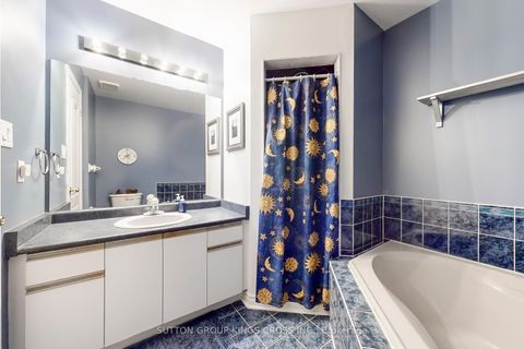 Photo 11 at 63 Mistleflower Court, Oak Ridges, Richmond Hill