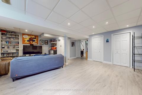 Photo 16 at 63 Mistleflower Court, Oak Ridges, Richmond Hill