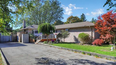 Photo 1 at 262 Randall Crescent, Cliffcrest, Toronto
