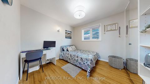 Photo 12 at 262 Randall Crescent, Cliffcrest, Toronto