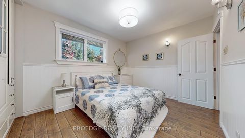 Photo 17 at 262 Randall Crescent, Cliffcrest, Toronto