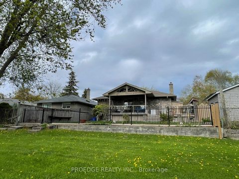 Photo 26 at 262 Randall Crescent, Cliffcrest, Toronto