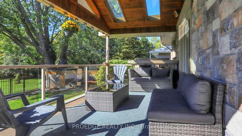 Photo 30 at 262 Randall Crescent, Cliffcrest, Toronto