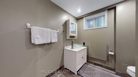 Photo 39 at 262 Randall Crescent, Cliffcrest, Toronto