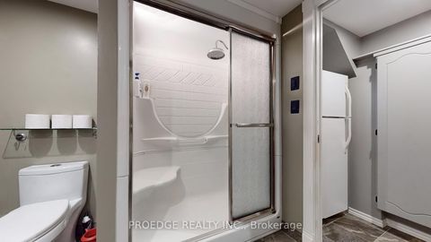 Photo 40 at 262 Randall Crescent, Cliffcrest, Toronto