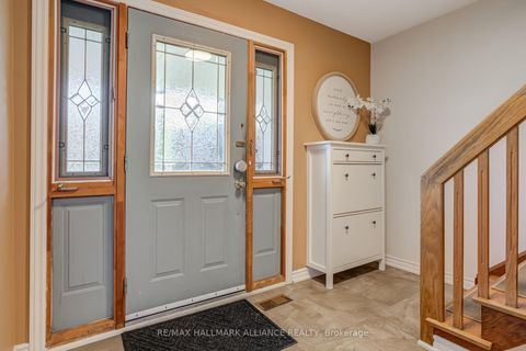 Photo 4 at 2033 Water's Edge Drive, BR Bronte, Oakville