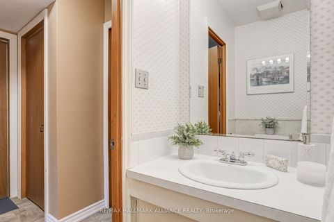Photo 18 at 2033 Water's Edge Drive, BR Bronte, Oakville